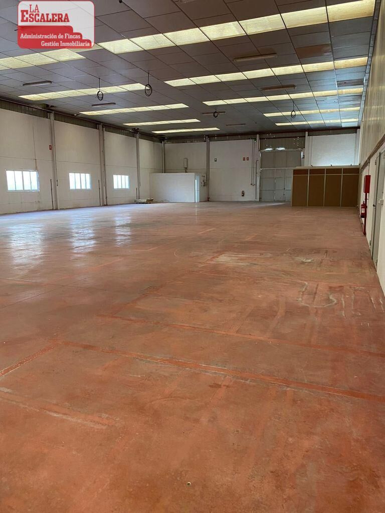 Industriel/Logistique dans Onil, Alicante à louer Photo intérieure– Image 1 sur 2
