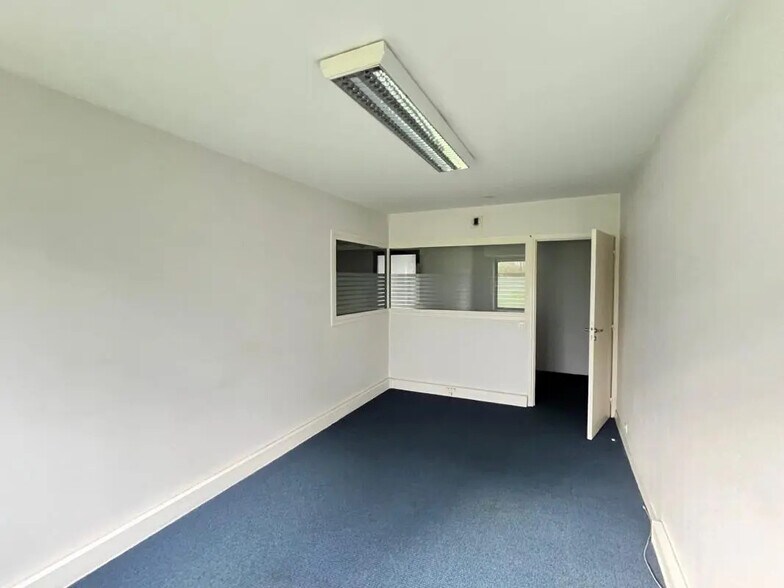 Bureau dans VILLENEUVE-D'ASCQ à louer - Photo de l’immeuble – Image 3 sur 4