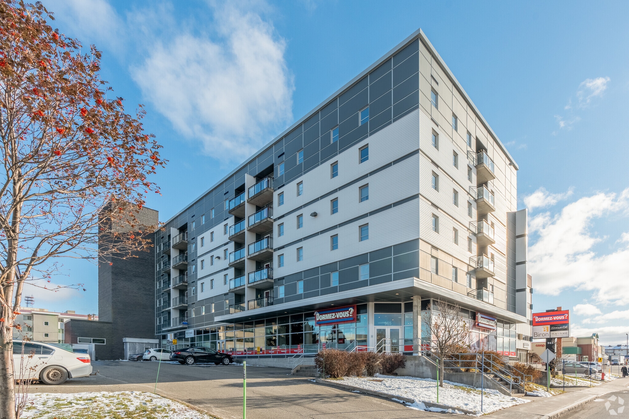 965 Av De Bourgogne, Québec, QC à louer Photo principale– Image 1 sur 5