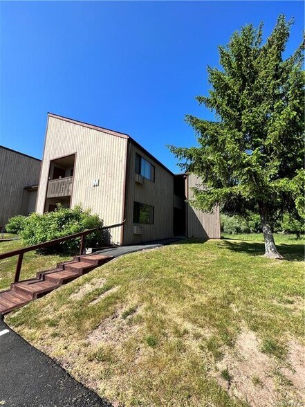 52 Units in Davos portefeuille de 2 biens à vendre sur LoopNet.fr - Photo de l’immeuble – Image 3 sur 9