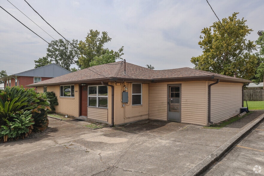 10412 Jefferson Hwy, New Orleans, LA à louer - Photo principale – Image 1 sur 4