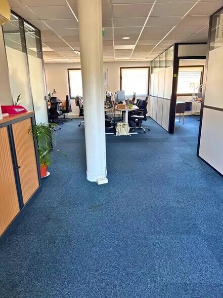 Bureau dans Bordeaux à louer - Photo intérieure – Image 2 sur 4