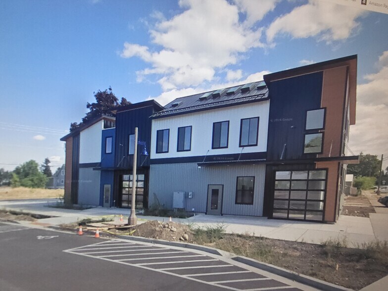 501 E 3rd Ave, Post Falls, ID à vendre - Photo de l’immeuble – Image 1 sur 6
