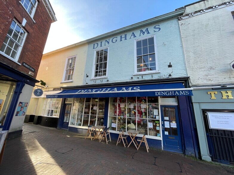 28 Market Pl, Salisbury à vendre - Photo de l’immeuble – Image 2 sur 18