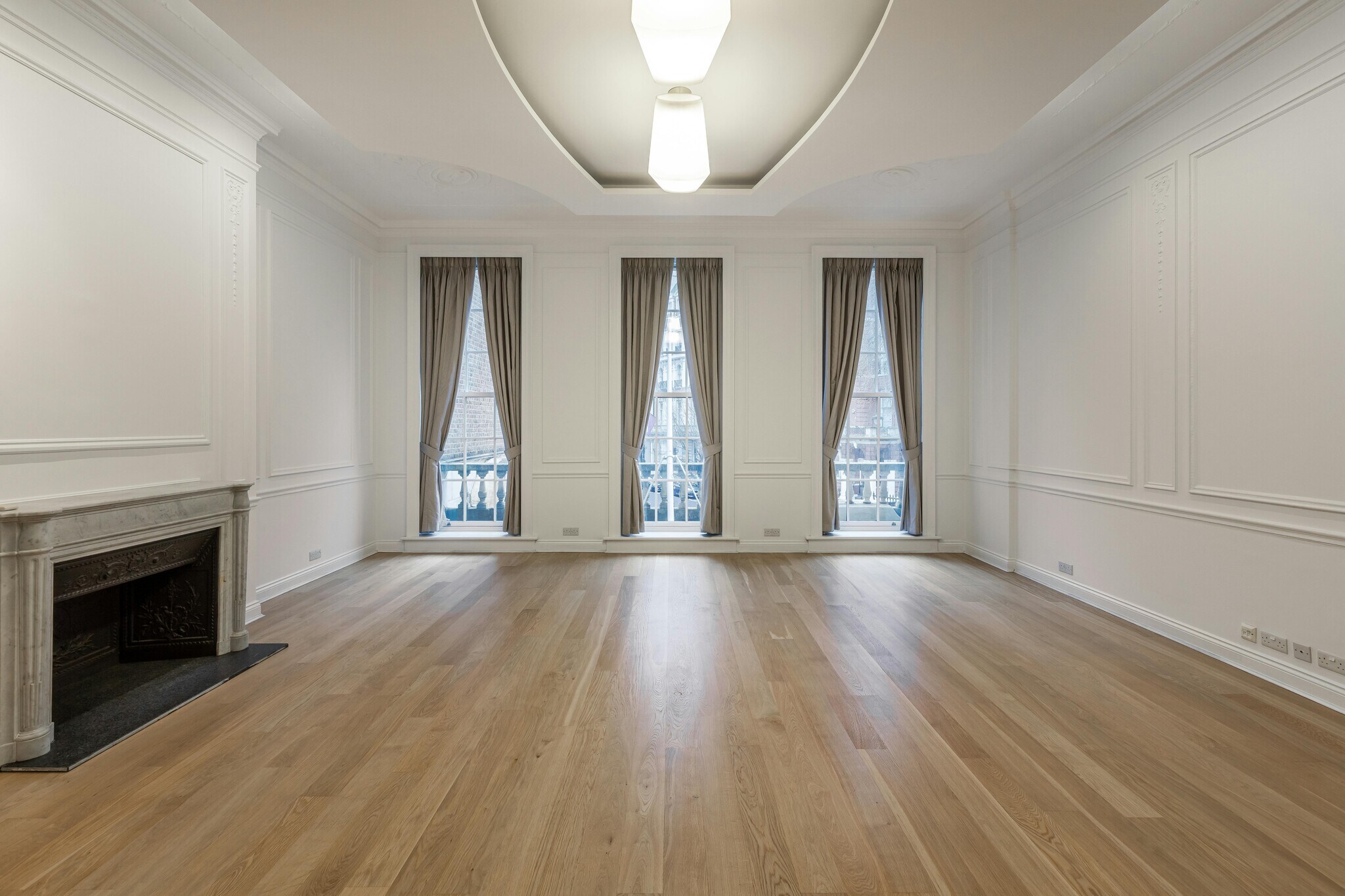 12 Hobart Pl, Londres à louer Photo intérieure– Image 1 sur 15