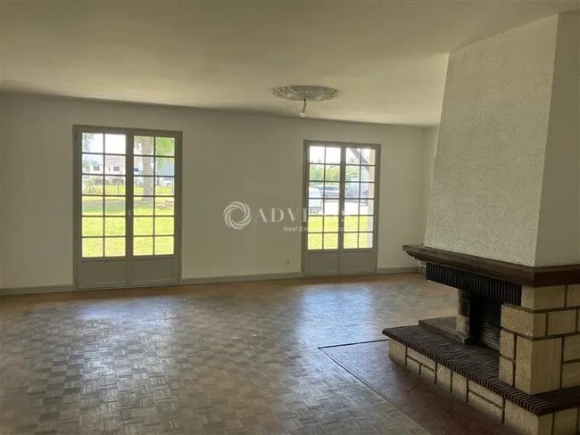 Plus de détails pour Bureau à vendre