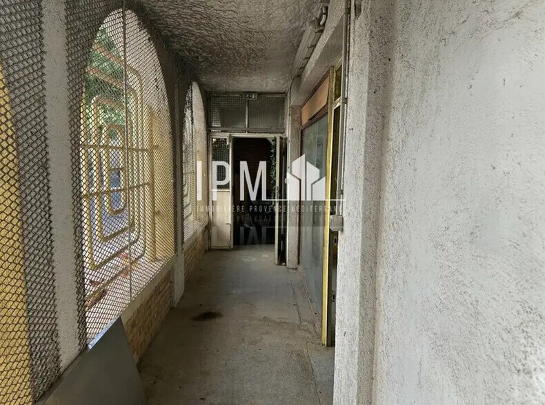 Local commercial dans Martigues à louer - Photo intérieure – Image 3 sur 6