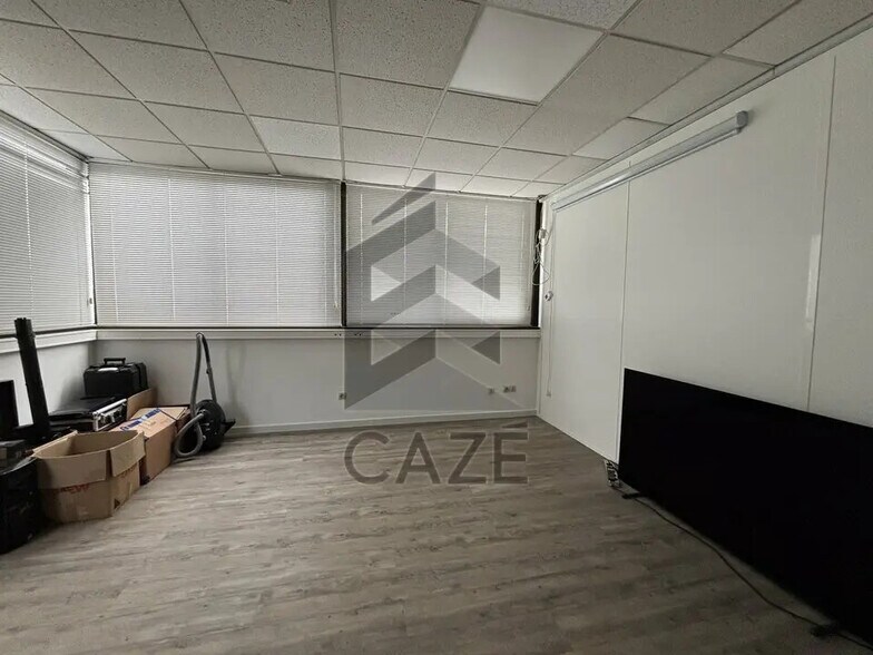 Bureau dans Mérignac à louer - Photo de l’immeuble – Image 3 sur 3