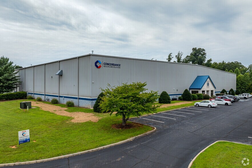 276 Enterprise Way, Mocksville, NC à louer - Photo de l’immeuble – Image 1 sur 7