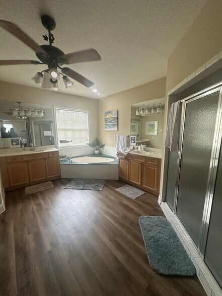 142 11th Ave N, Jacksonville Beach, FL à vendre - Photo de l’immeuble – Image 3 sur 5