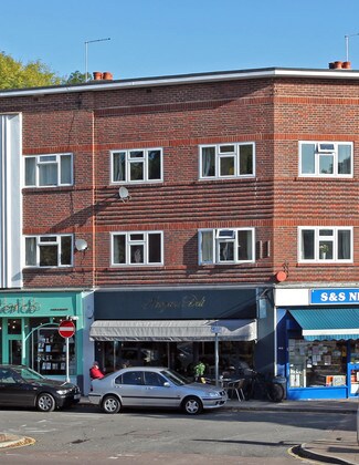 Plus de détails pour 5 Main Para, Chorleywood - Local commercial à louer