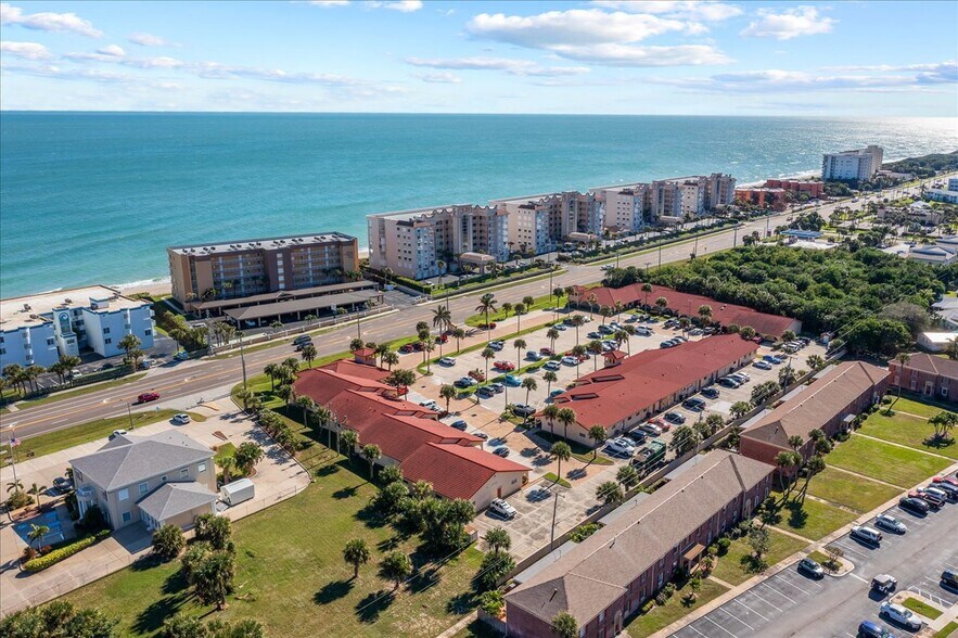 2040 Highway A1A, Indian Harbour Beach, FL à louer - Aérien – Image 2 sur 18