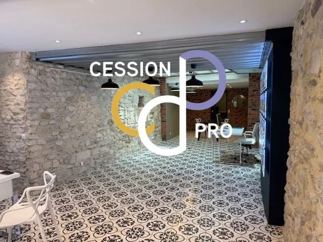 Plus de détails pour Local commercial à louer