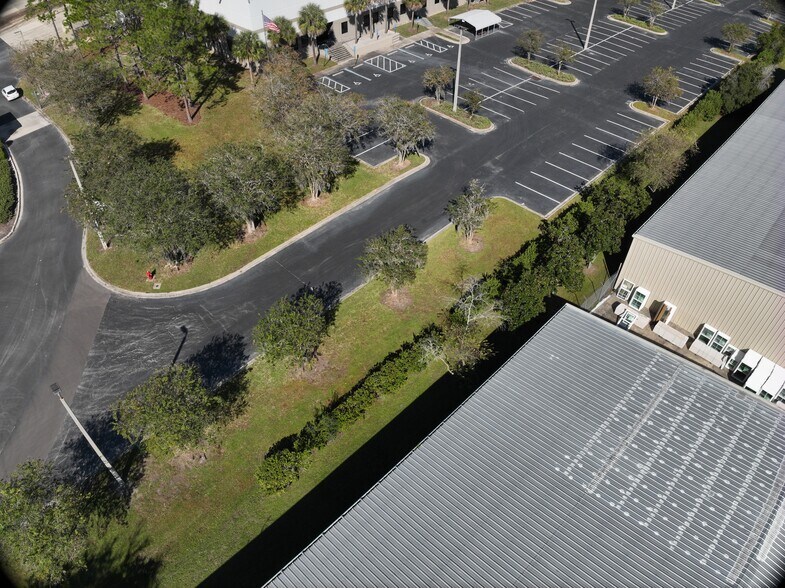 3660 Deerpark Blvd S, Elkton, FL à louer – Image 2 sur 26