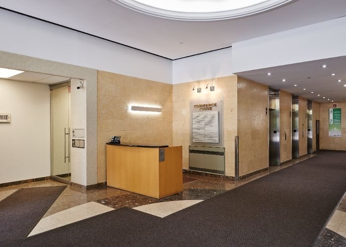 50 Queen St N, Kitchener, ON à louer - Photo intérieure – Image 2 sur 10