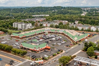 701-707 E Market St, Leesburg, VA - VUE AÉRIENNE  vue de carte