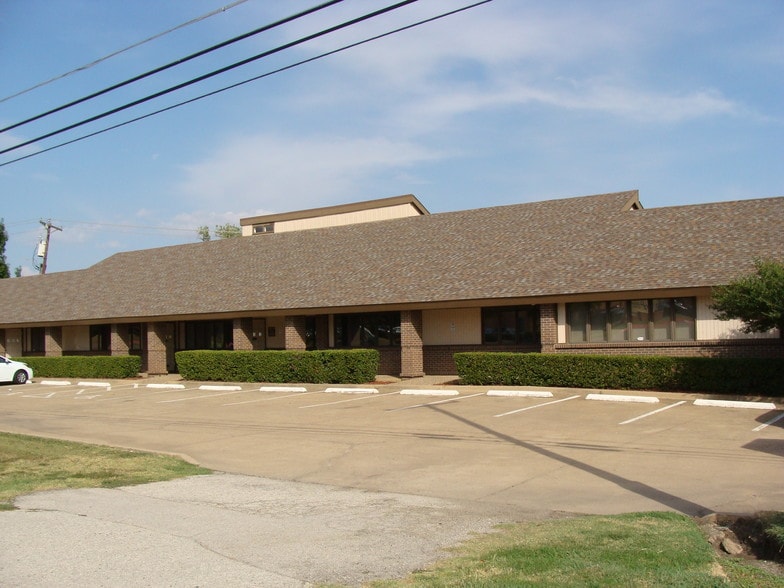 1050 N Belt Line Rd, Mesquite, TX à louer - Photo de l’immeuble – Image 3 sur 16