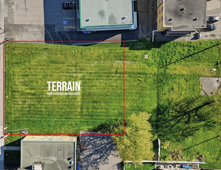 910 Boul Saint-Jean-Baptiste, Mercier, QC à vendre - Photo de l’immeuble – Image 1 sur 2