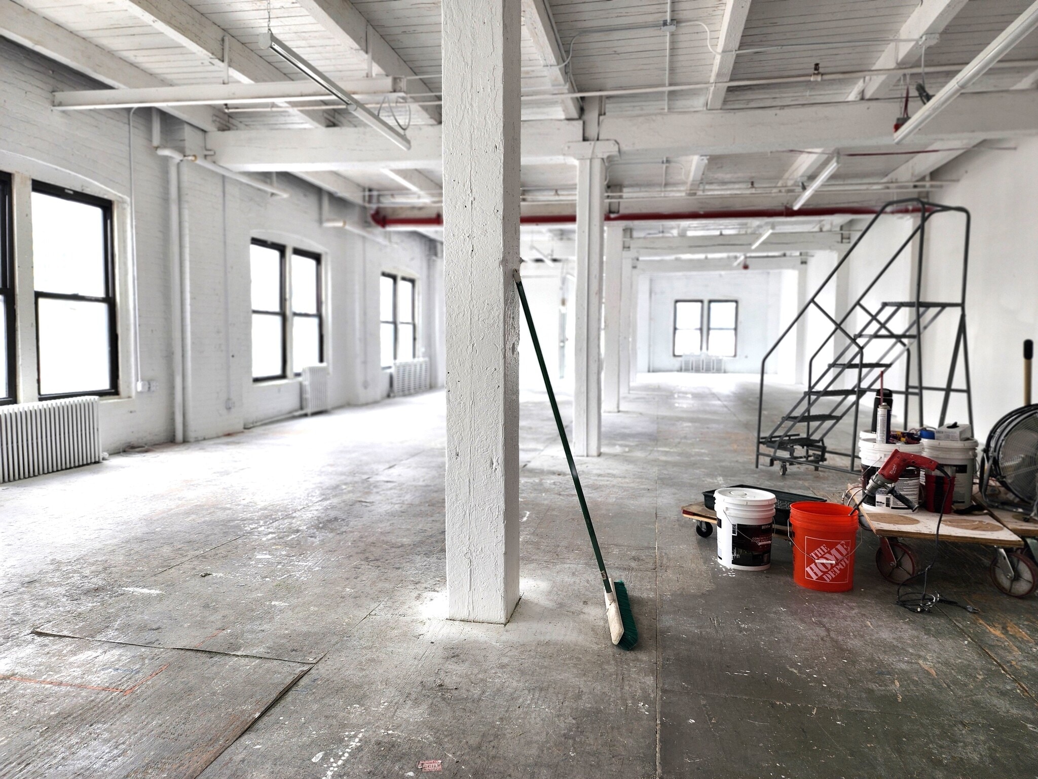 21-07 Borden Ave, Long Island City, NY à louer Photo intérieure– Image 1 sur 11