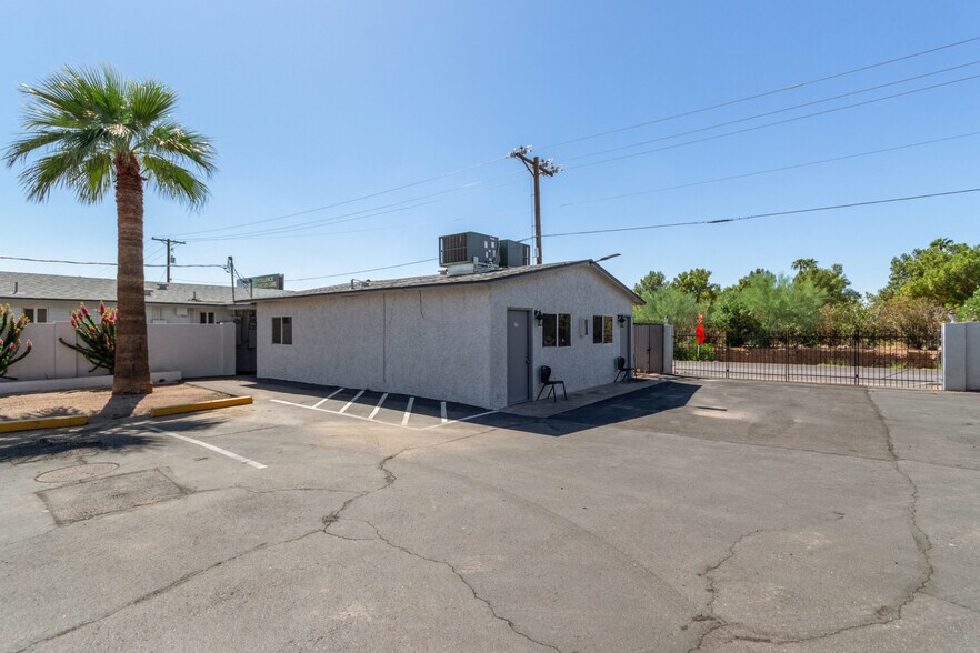 8008 E Main St, Mesa, AZ à vendre - Photo de l’immeuble – Image 2 sur 121
