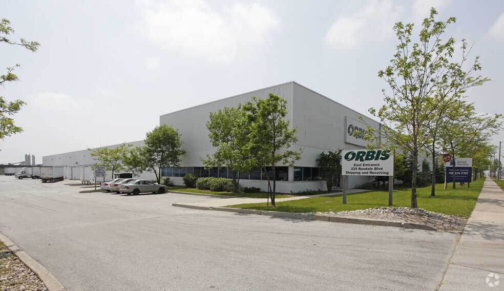 225 Rexdale Blvd, Toronto, ON à louer - Photo principale – Image 1 sur 3