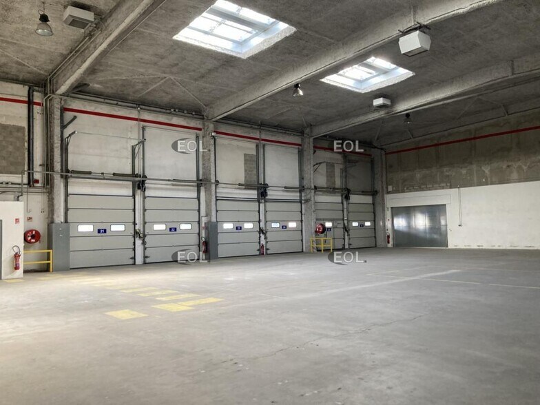 Industriel/Logistique dans Charenton-le-Pont à louer - Photo de l’immeuble – Image 3 sur 22