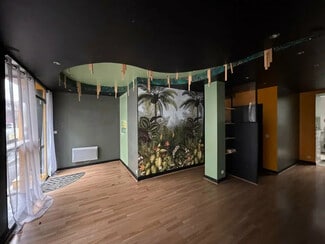 Plus de détails pour Local commercial à louer