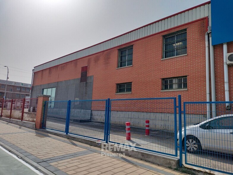 Calle Cobalto, 24, Valladolid, Valladolid à louer - Photo de l’immeuble – Image 3 sur 46