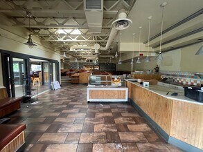 2525 Arapahoe Ave, Boulder, CO à louer Photo intérieure– Image 1 sur 6