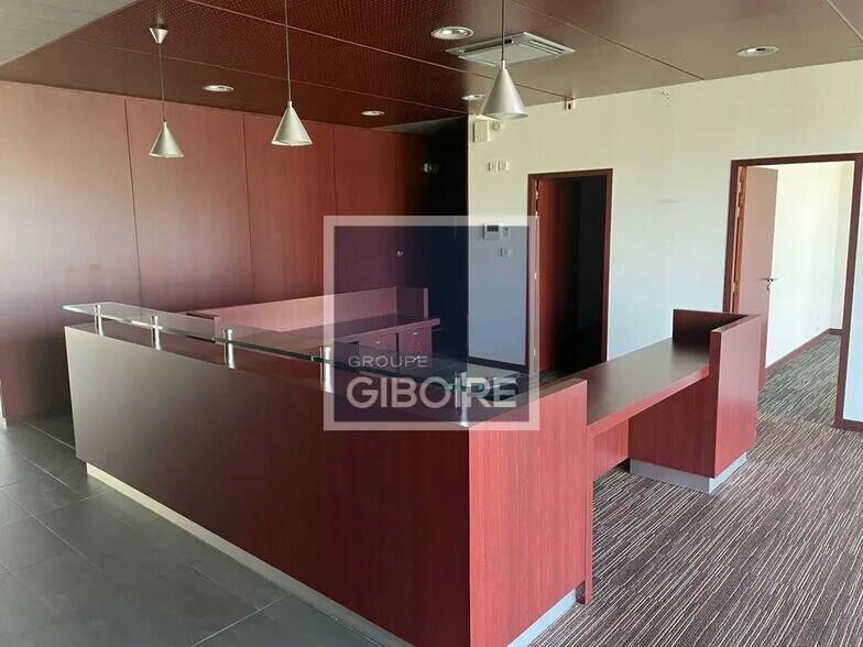 Bureau dans Rennes à louer - Photo de l’immeuble – Image 3 sur 22