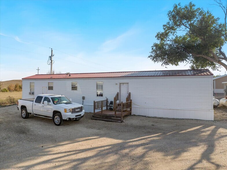 17500 Hwy 34, Enning, SD à vendre - Photo de l’immeuble – Image 2 sur 38