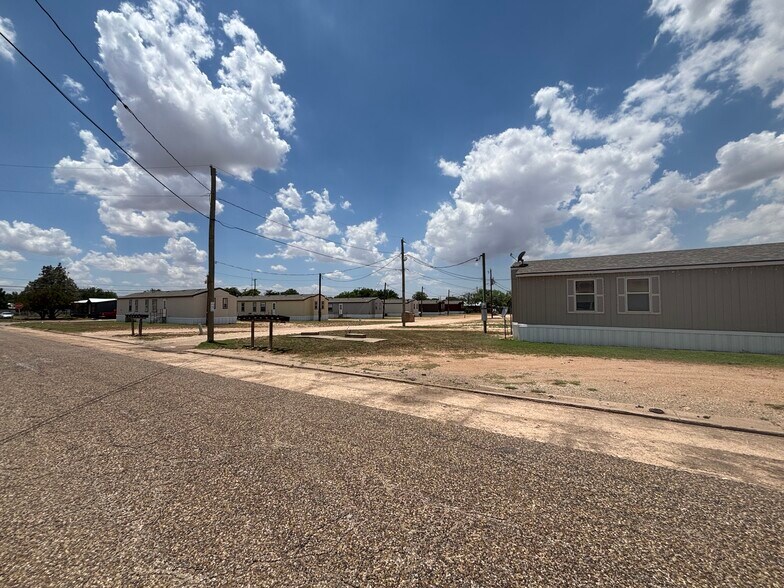 Snyder Mobile Home Park portefeuille de 2 biens à vendre sur LoopNet.fr - Photo de l’immeuble – Image 3 sur 17