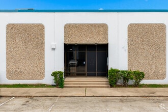 3404-3556 Yale St, Houston, TX à louer Photo de l’immeuble– Image 2 sur 6