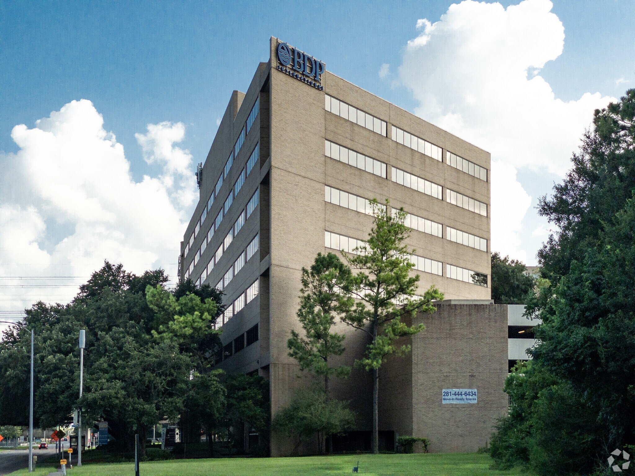 15333 John F Kennedy Blvd, Houston, TX à vendre Photo principale– Image 1 sur 7