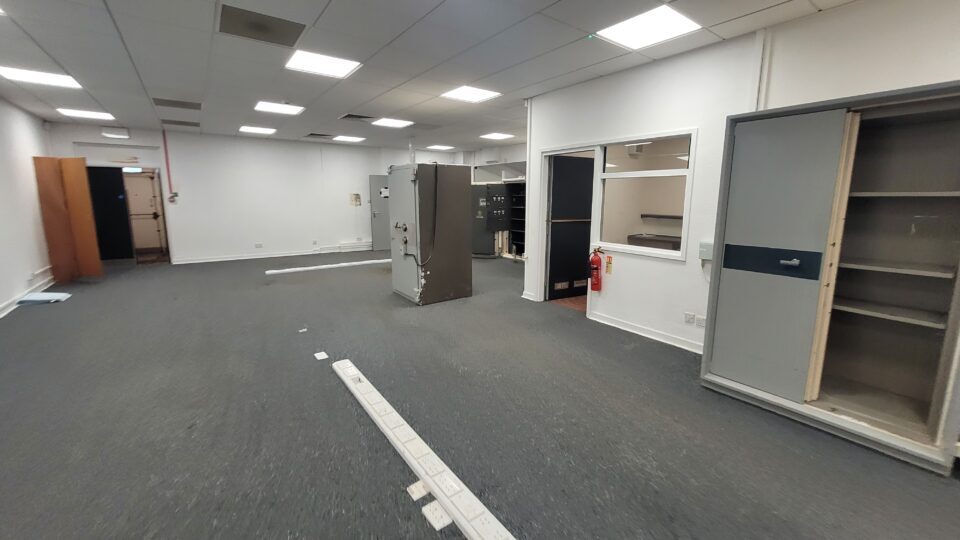 151 High St, Irvine à louer - Photo intérieure – Image 2 sur 9