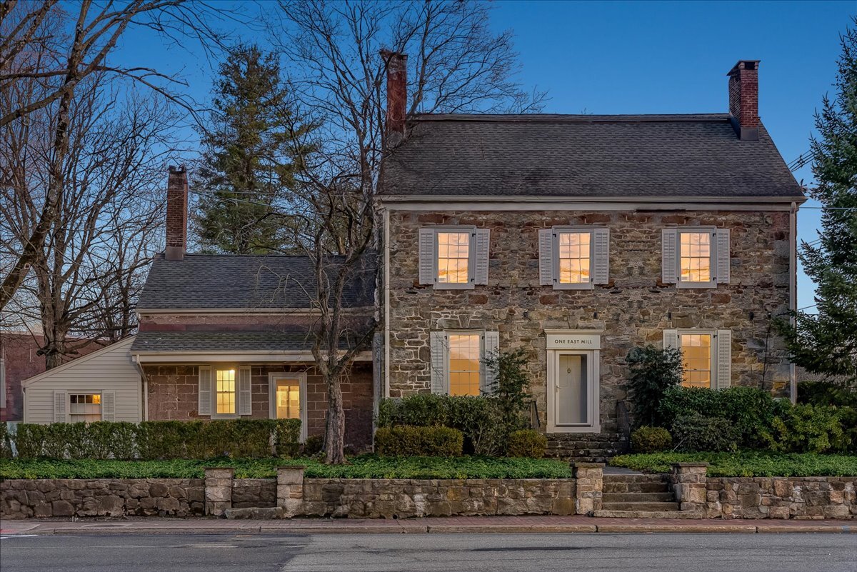 1 E Mill Rd, Long Valley, NJ à vendre Photo de l’immeuble– Image 1 sur 11