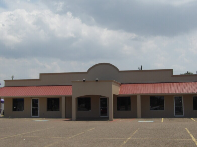 503 W Business 83, Donna, TX à louer - Photo principale – Image 1 sur 16