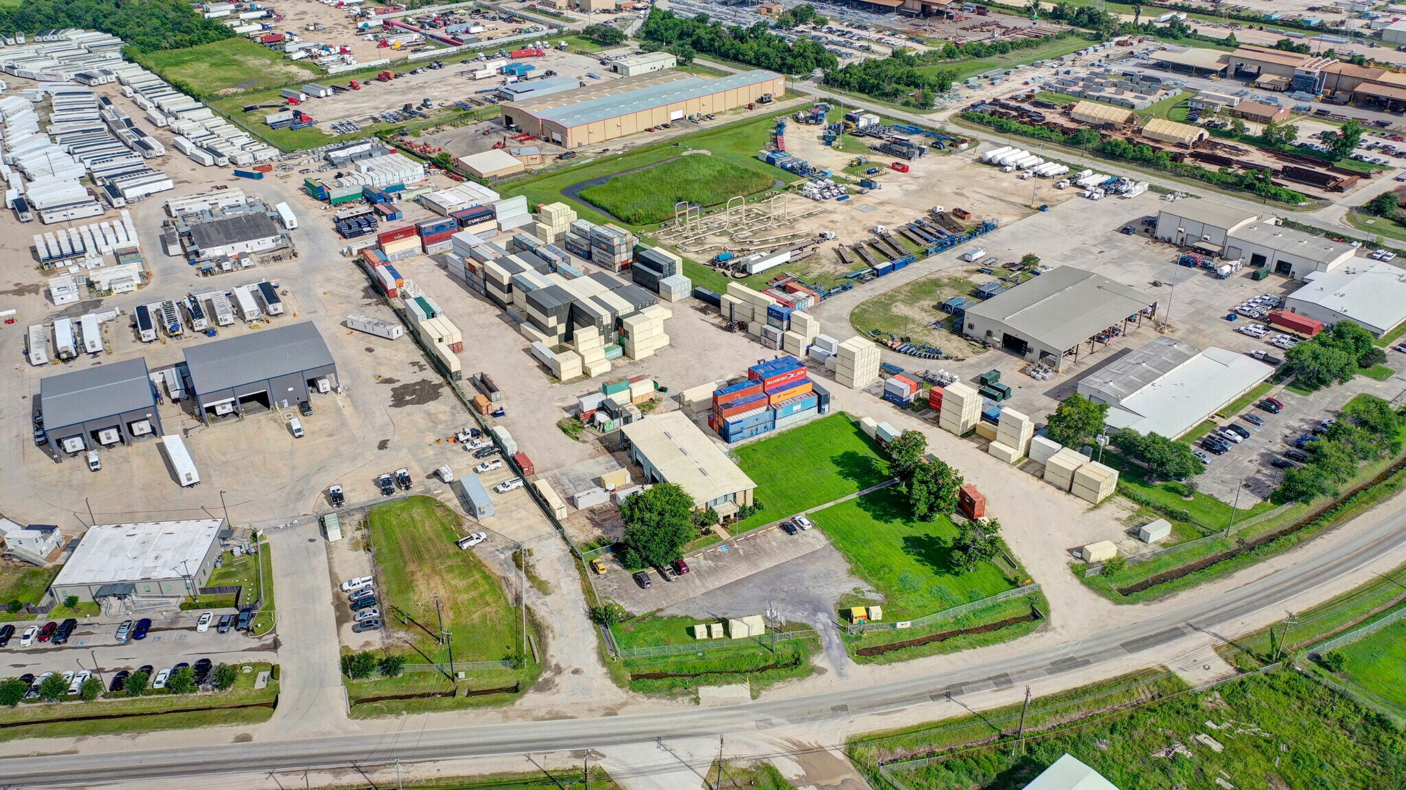 3807 Oates Rd, Houston, TX à louer Photo principale– Image 1 sur 9