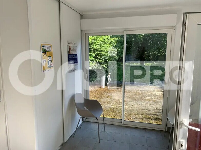 Bureau dans Pessac à louer - Photo de l’immeuble – Image 2 sur 10