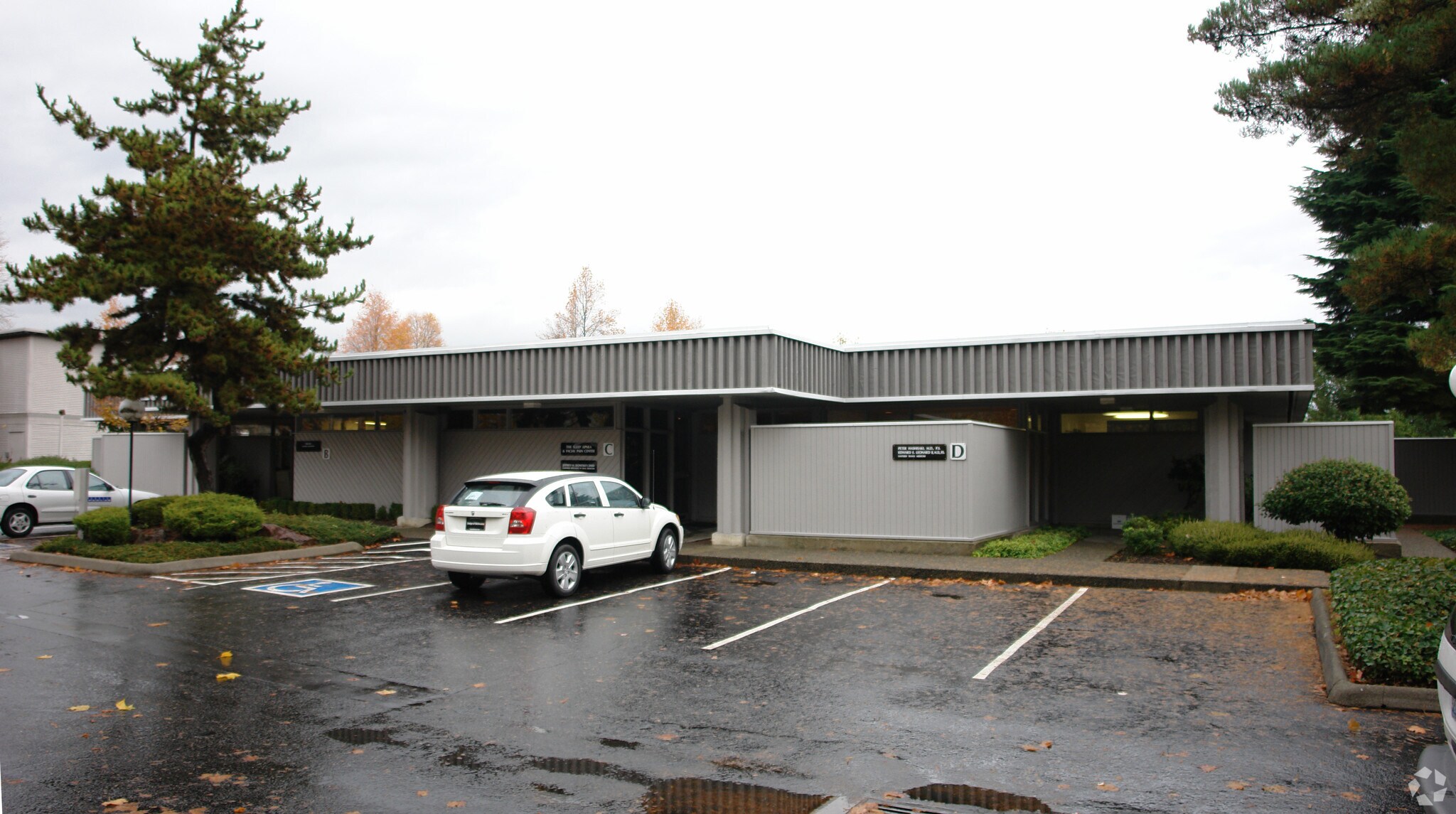 1200 116th Ave NE, Bellevue, WA à vendre Photo principale– Image 1 sur 11