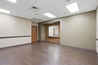 805 Saint Vincents Dr, Birmingham, AL à louer Photo intérieure– Image 2 sur 10