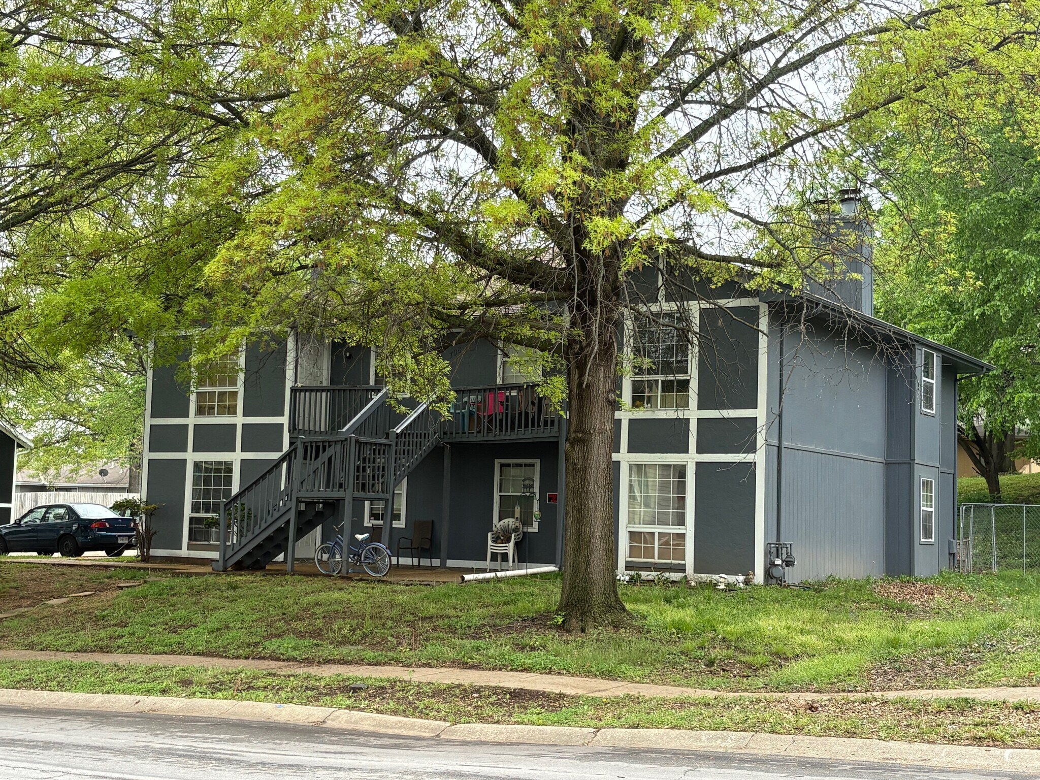 708 NE Ball Dr, Lees Summit, MO à vendre Photo principale– Image 1 sur 7