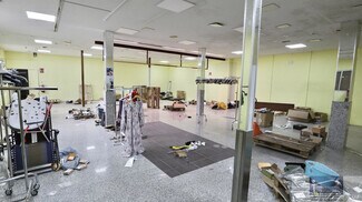 Plus de détails pour Local commercial à louer