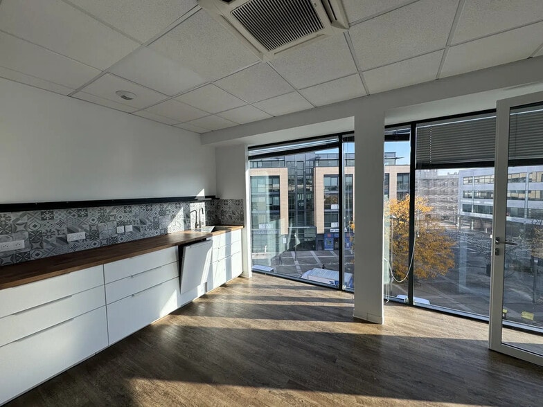Bureau dans Reims à louer - Photo intérieure – Image 2 sur 3