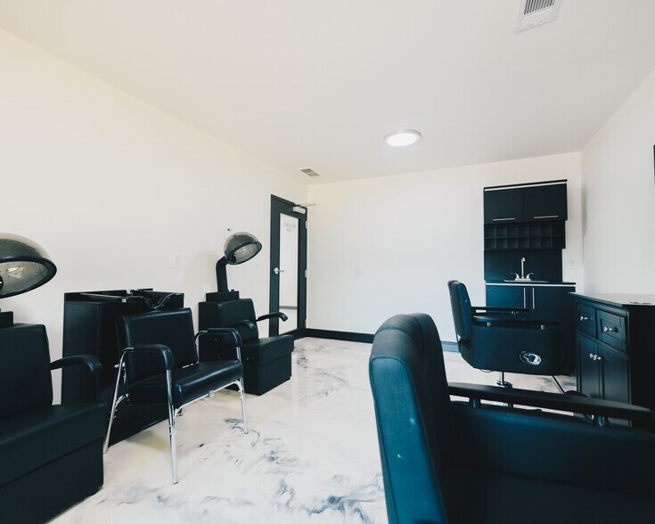 731 Sandtown Rd SW, Marietta, GA à vendre - Photo intérieure – Image 3 sur 8