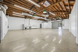6819 West Blvd, Inglewood, CA à louer Photo intérieure– Image 2 sur 11