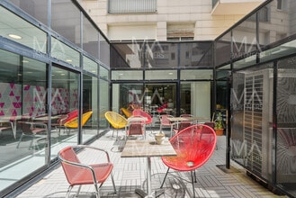 30 Rue Des Favorites, Paris à louer Photo intérieure– Image 1 sur 12