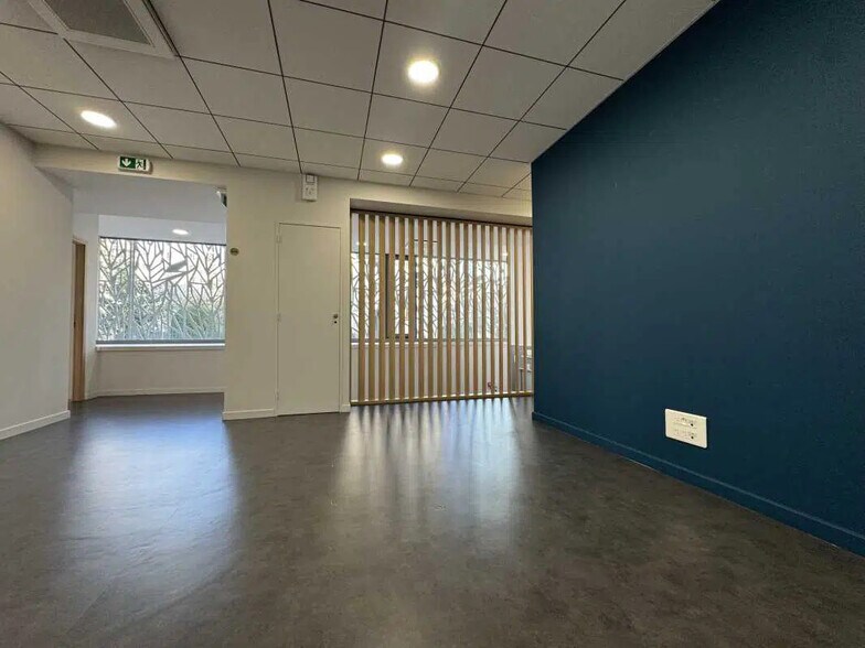 Bureau dans Lyon à louer - Photo de l’immeuble – Image 3 sur 16