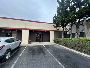 1758 Junction Ave, San Jose, CA à louer Photo de l’immeuble– Image 1 sur 9