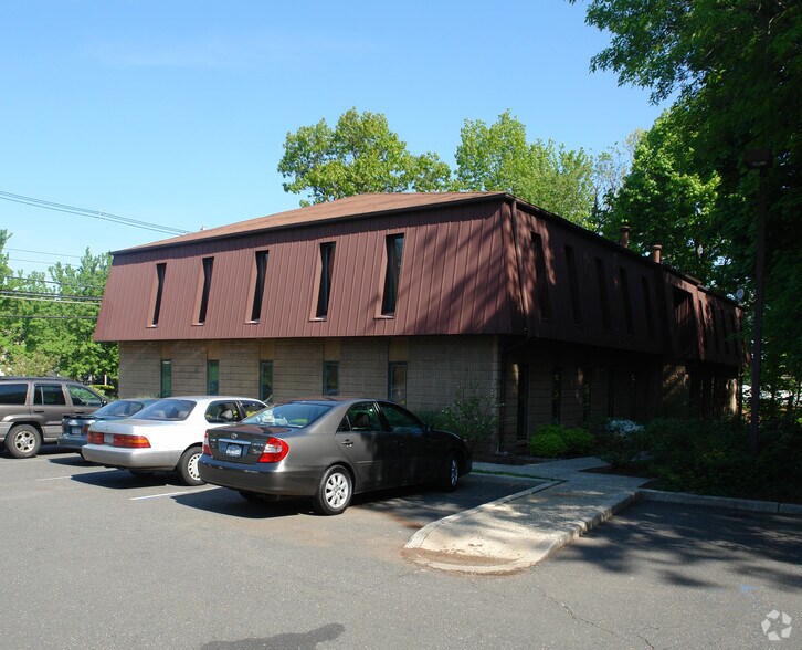 490 Route 304, New City, NY à louer - Photo de l’immeuble – Image 2 sur 15